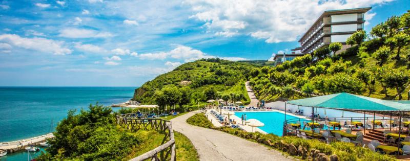 Hotel Capo Est Gabicce Mare Zewnętrze zdjęcie